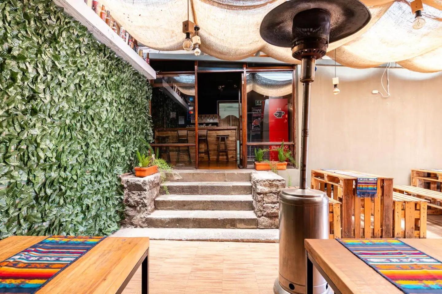 Blue House La Floresta Quito Exterior photo